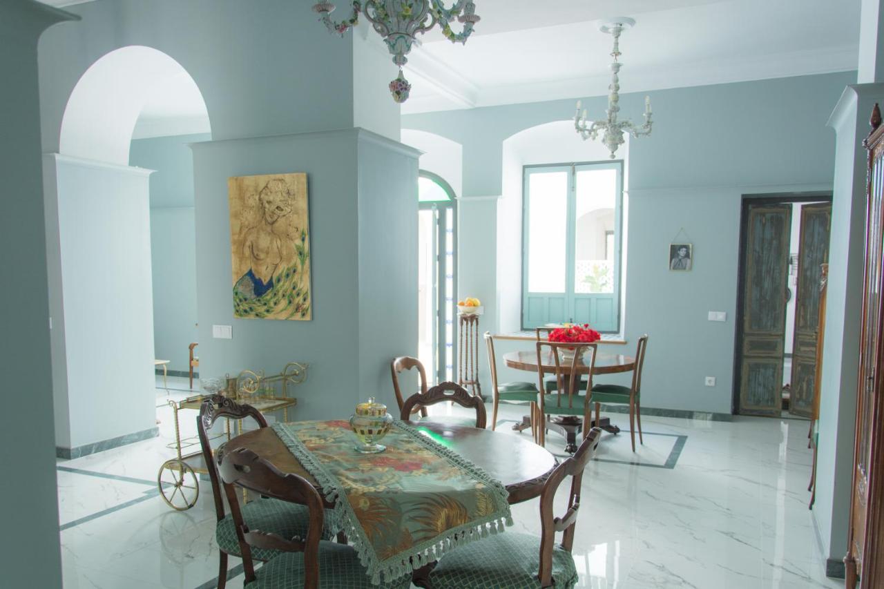 Casa Senorial Con Piscina. Casa Donna Isabel Konuk evi Peñaflor Dış mekan fotoğraf